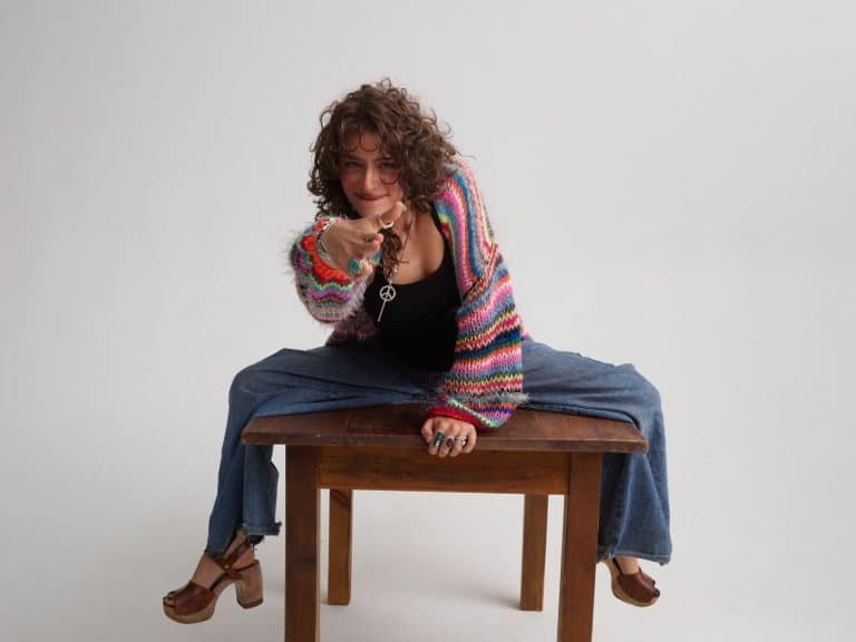 Odessa A’zion-55836