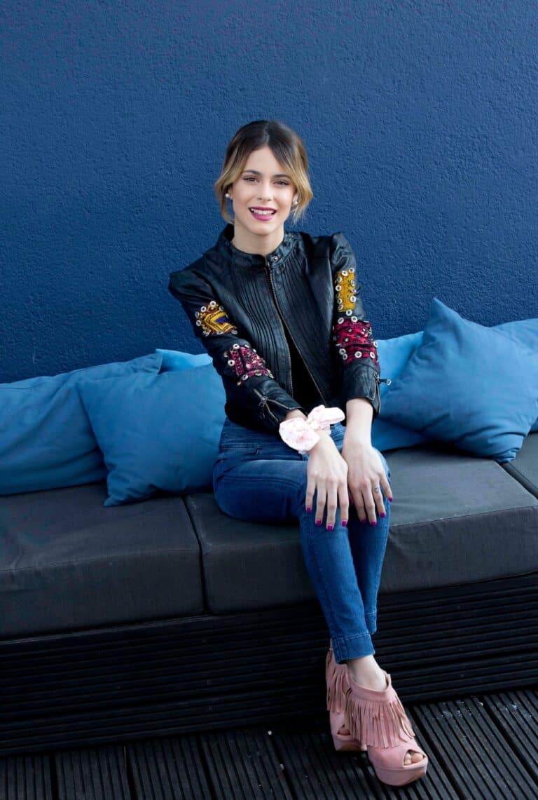 Tini Stoessel-60225