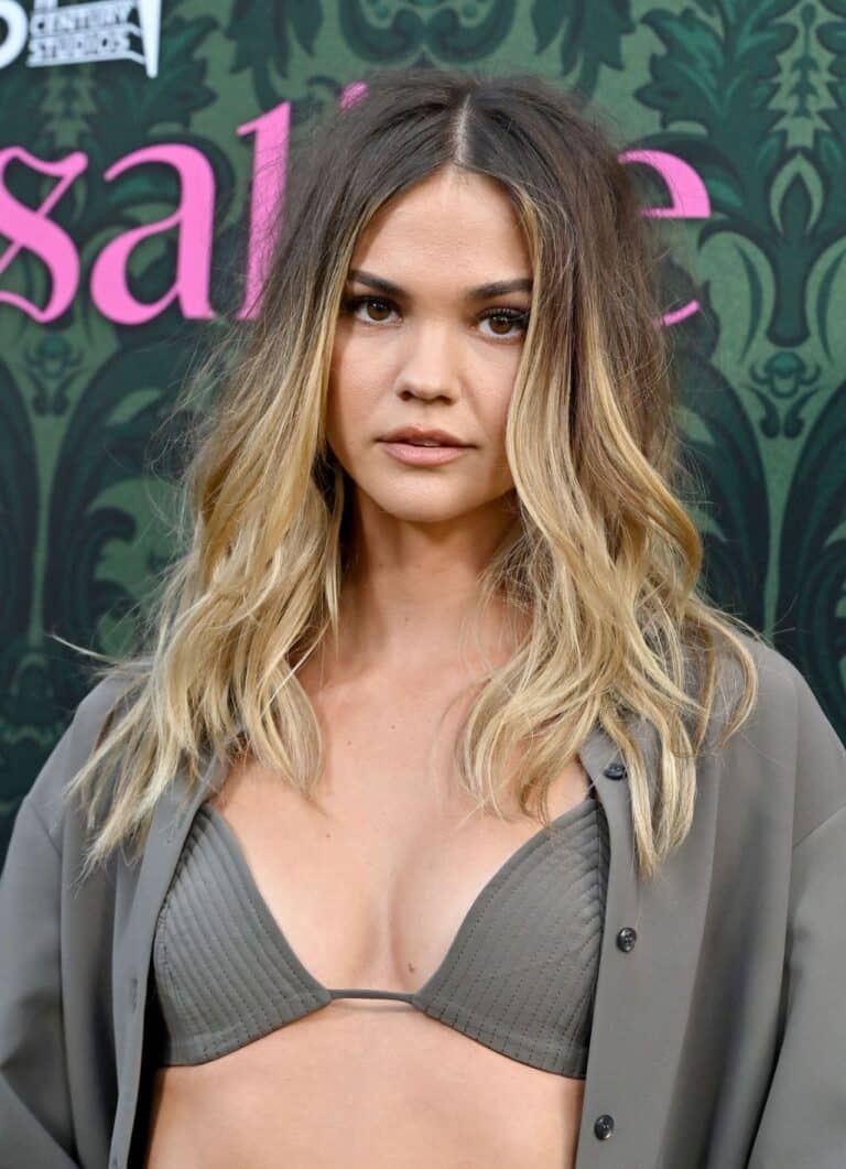 Maia Mitchell con 28-29 años