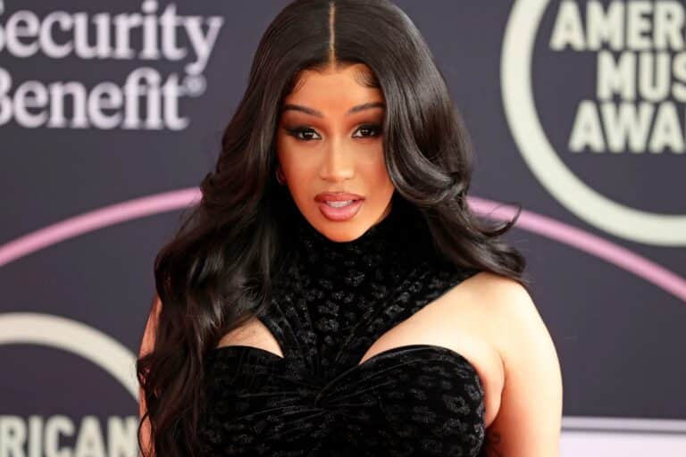 Cardi B-61325
