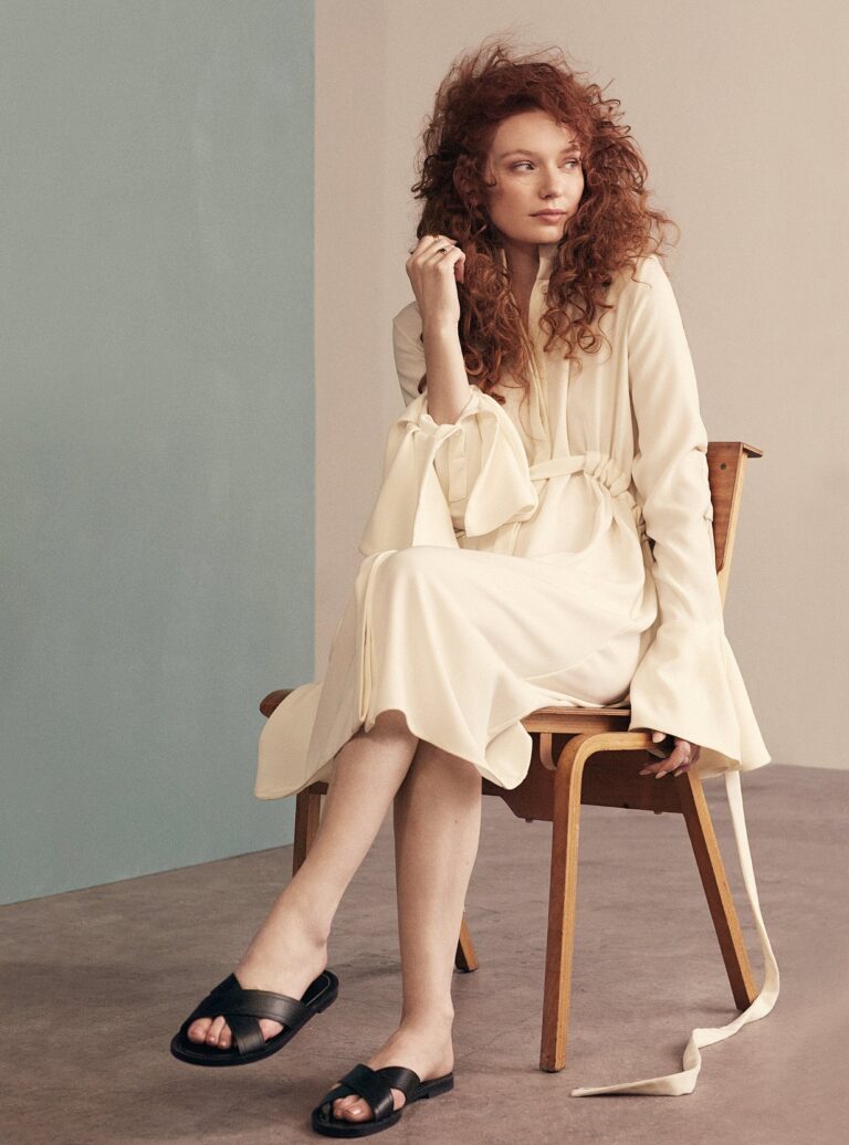 Eleanor Tomlinson-61770