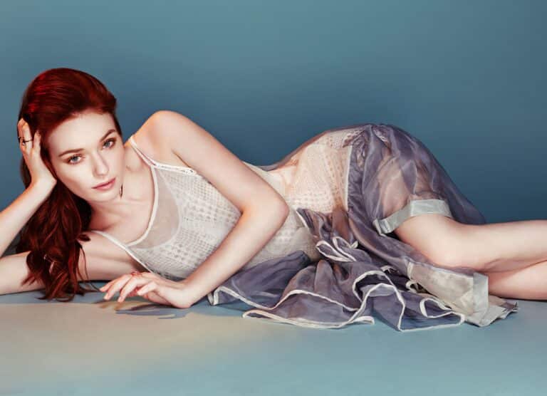 Eleanor Tomlinson-61810