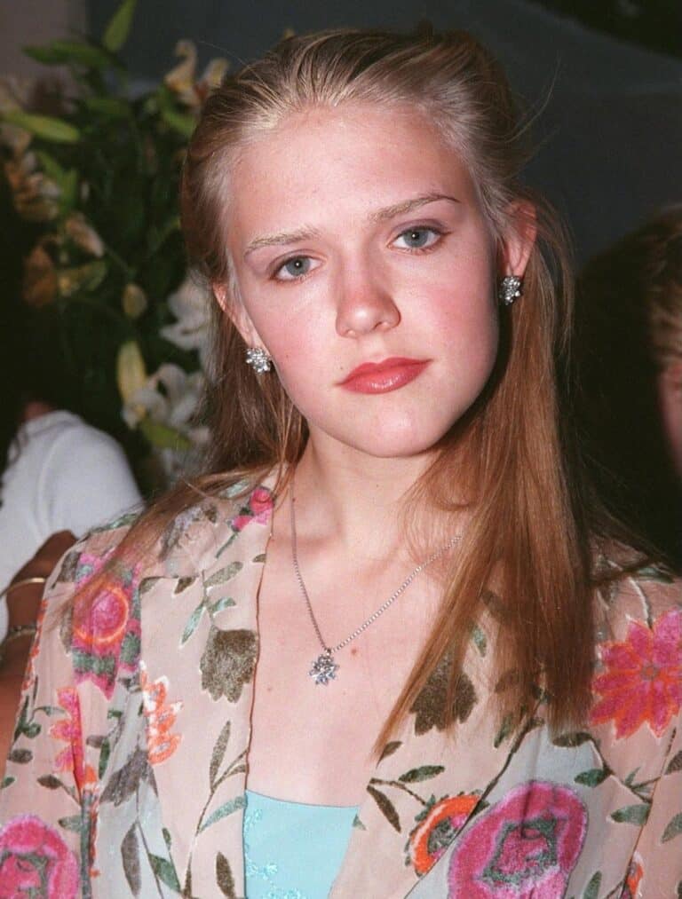 Dominique Swain-62030