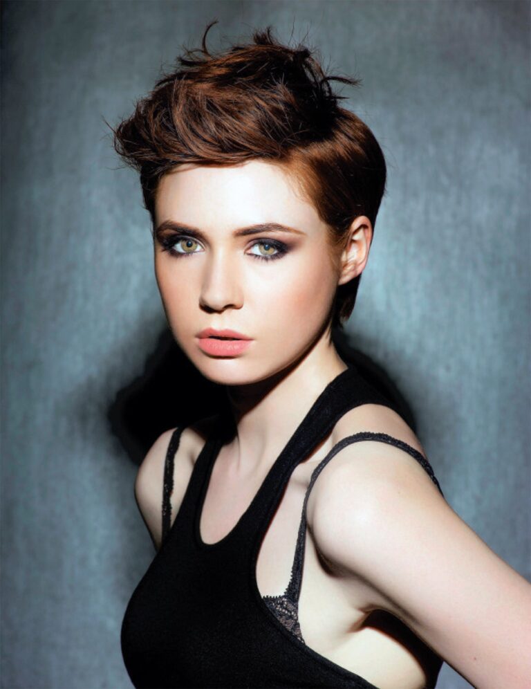 Karen Gillan con 26-27 años