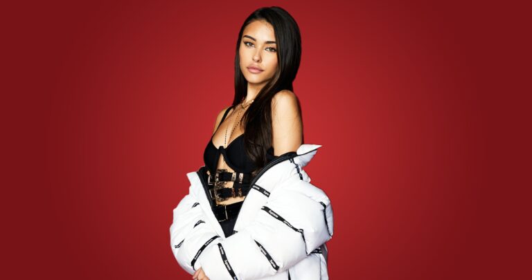 Madison Beer con 18-19 años