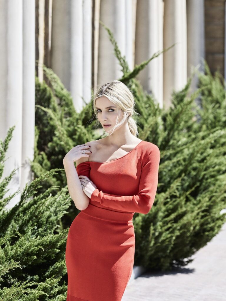 Annabelle Wallis-62787