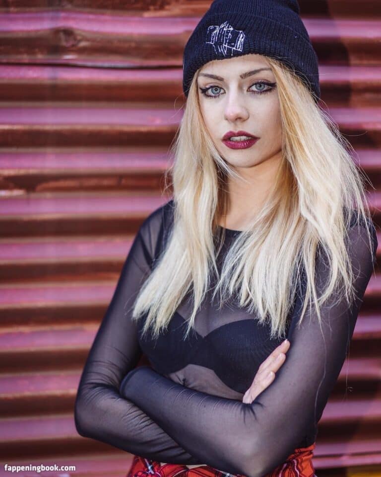Maddie Phillips-63038