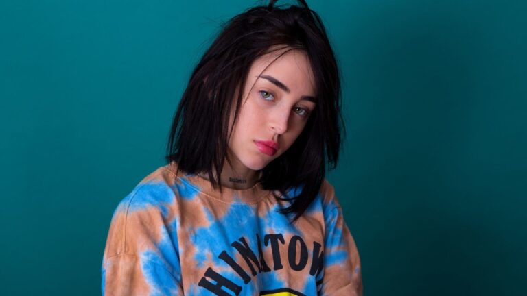 Nicki Nicole con 19-20 años