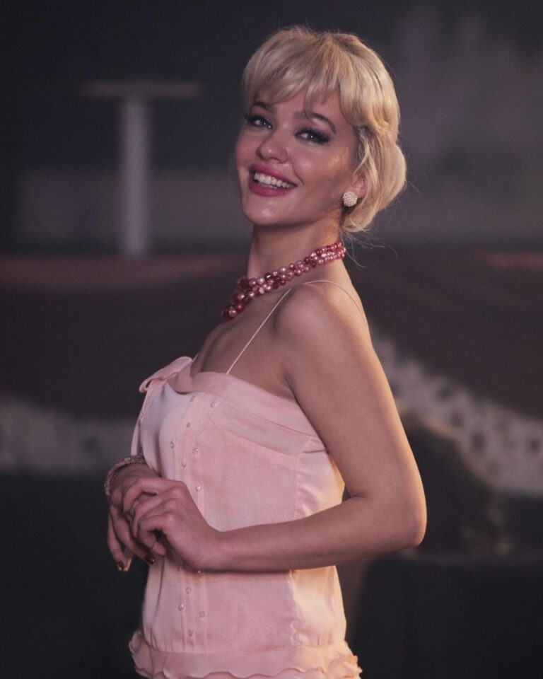 Melisa Döngel-63510
