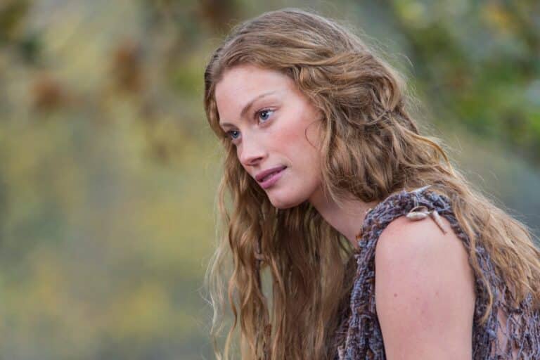 Alyssa Sutherland-63827