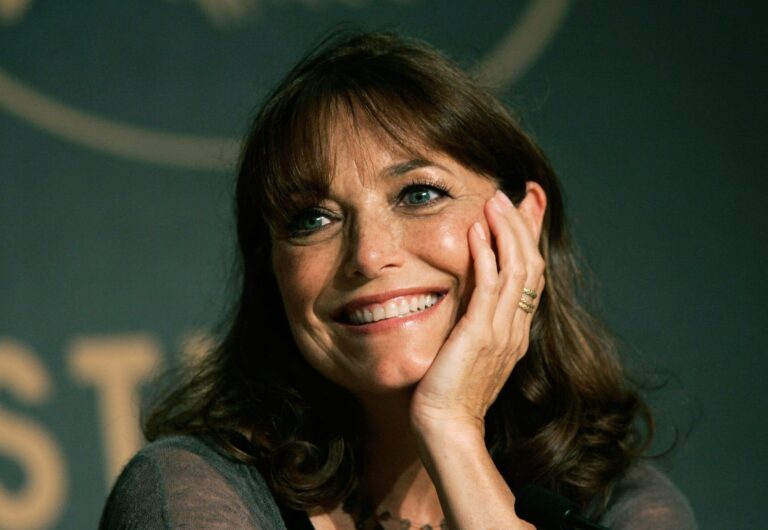 Karen Allen-64393