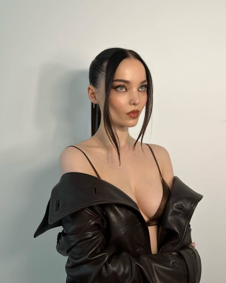 Dove Cameron-64871