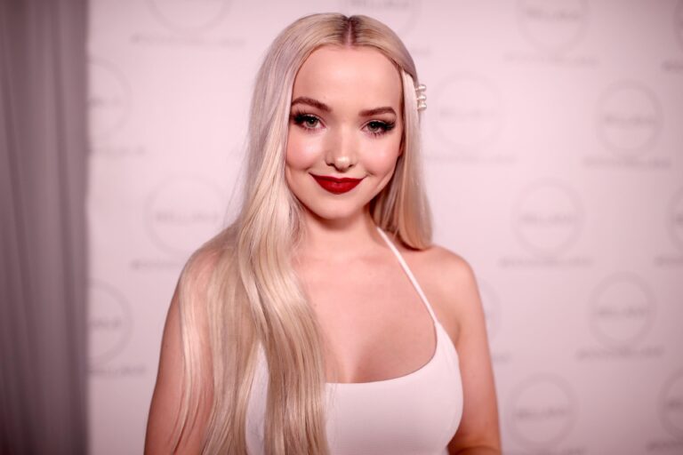 Dove Cameron-64889