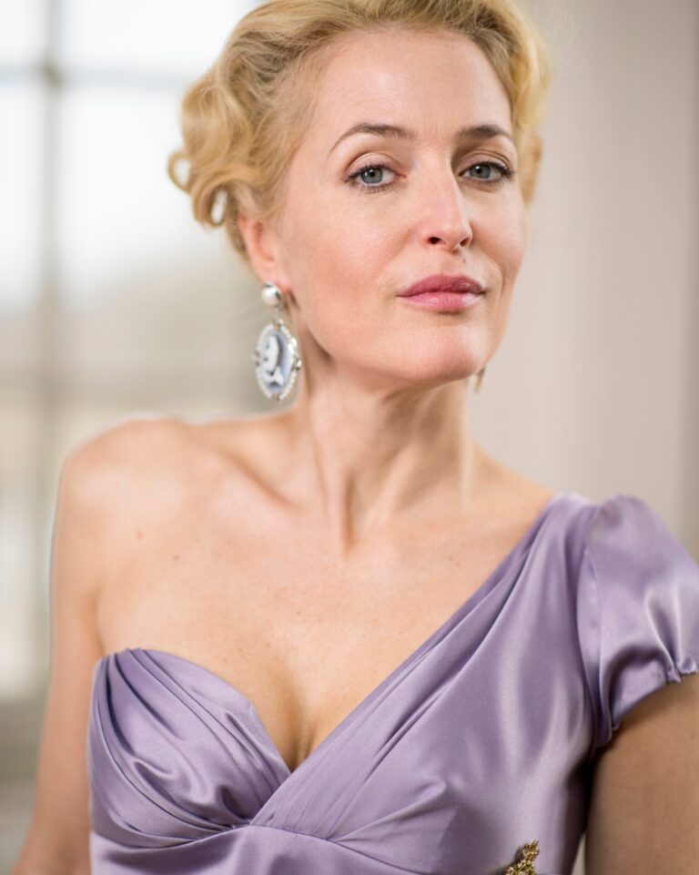 Gillian Anderson-64968