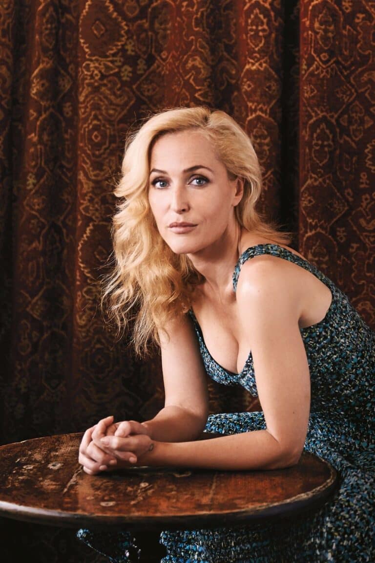Gillian Anderson con 45-46 años