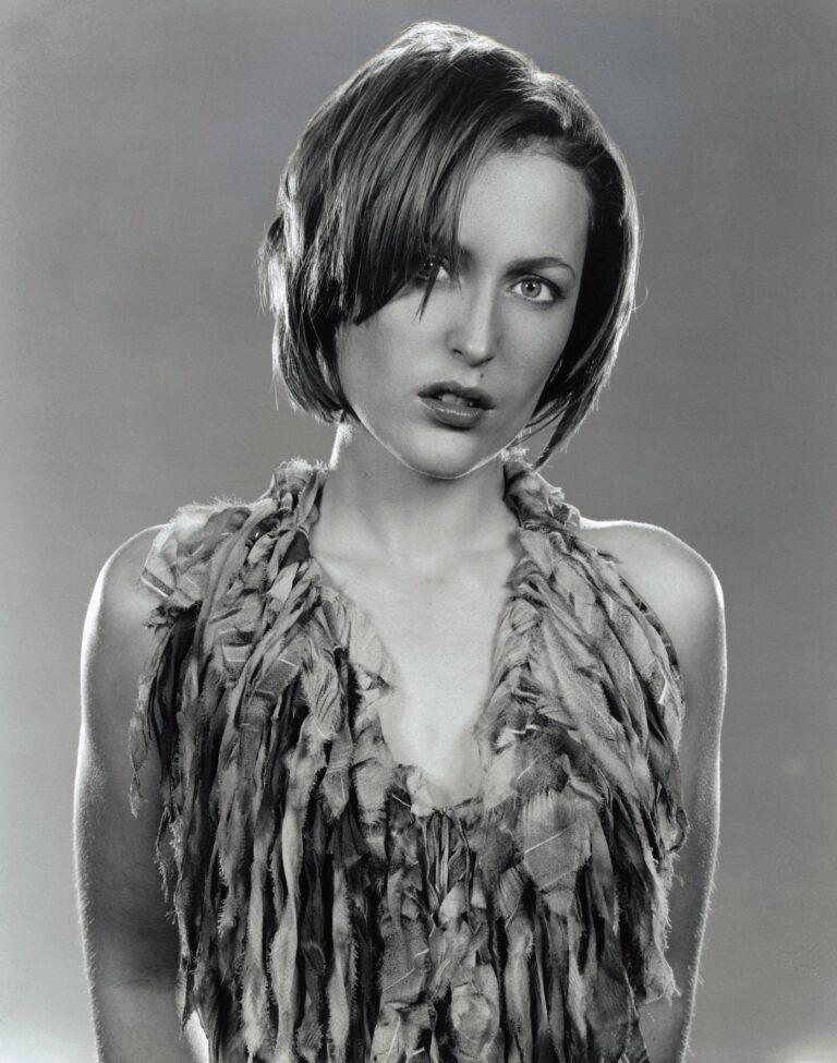Gillian Anderson-65008