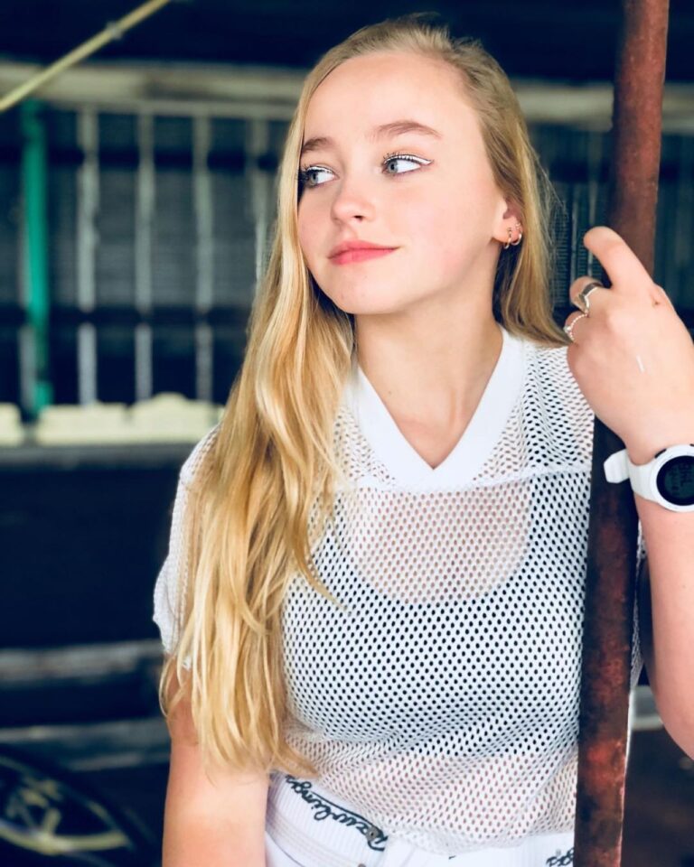 Madison Wolfe-65634
