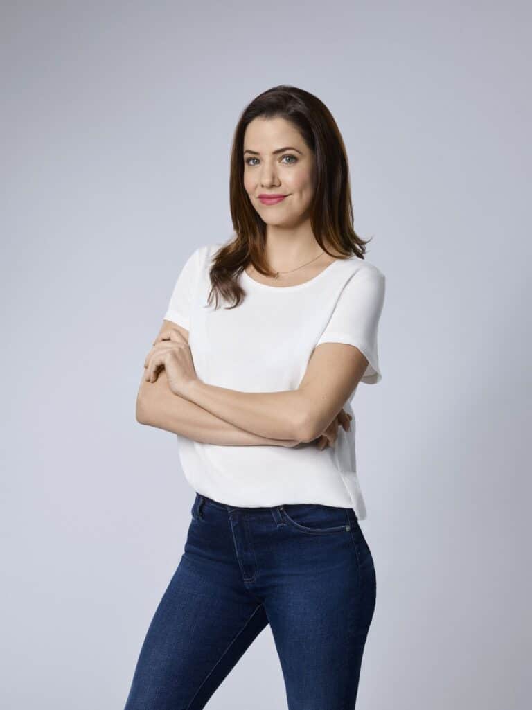 Julie Gonzalo-69007