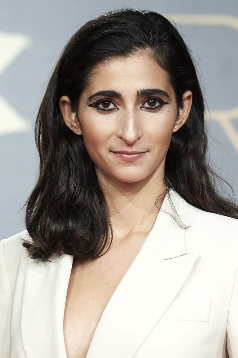 Alba Flores-70291