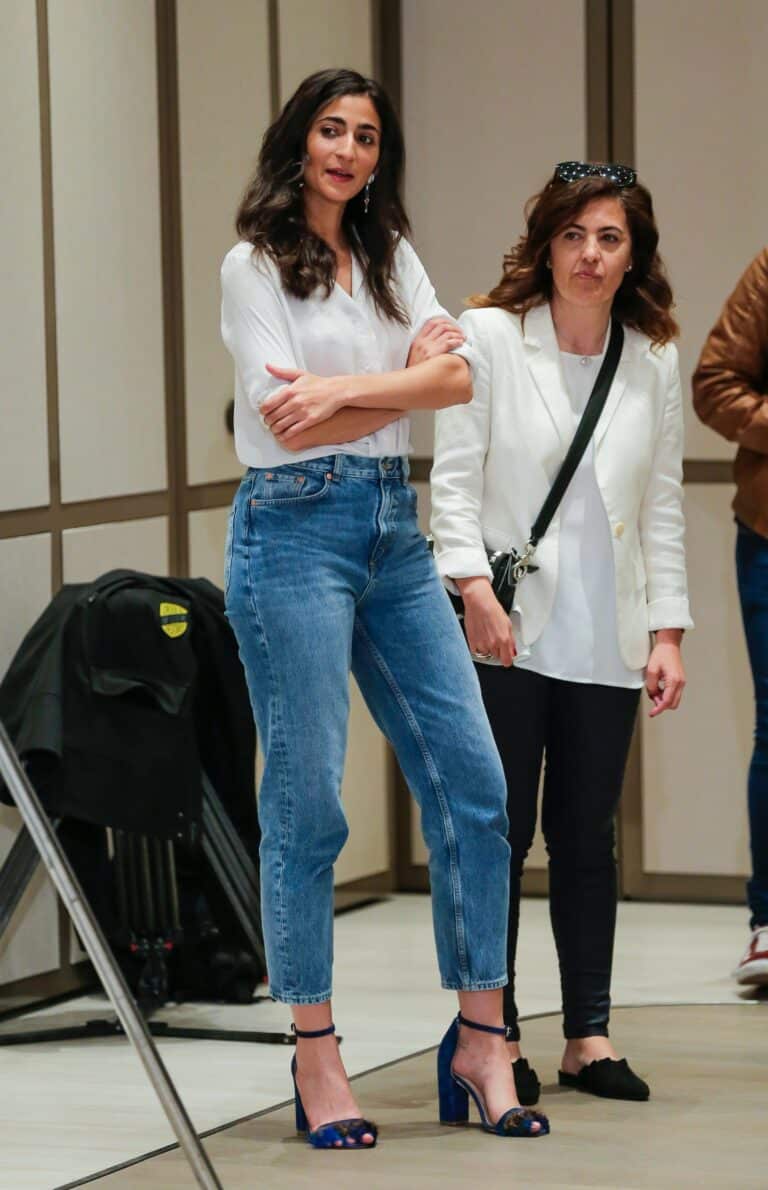 Alba Flores-70295