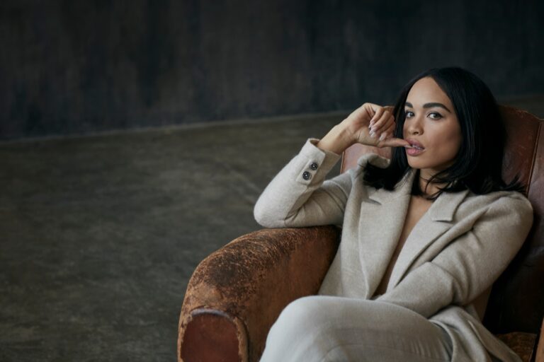 Cleopatra Coleman-70732