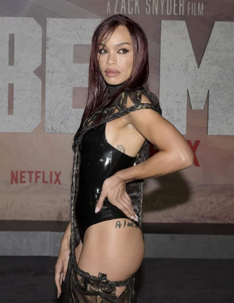 Cleopatra Coleman-70786