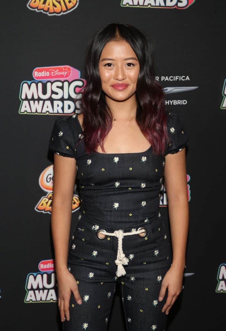 Haley Tju-71463