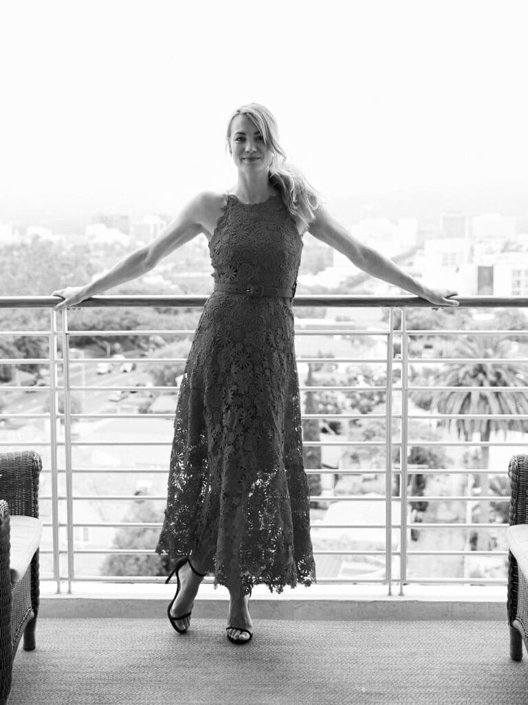 Yvonne Strahovski-71953