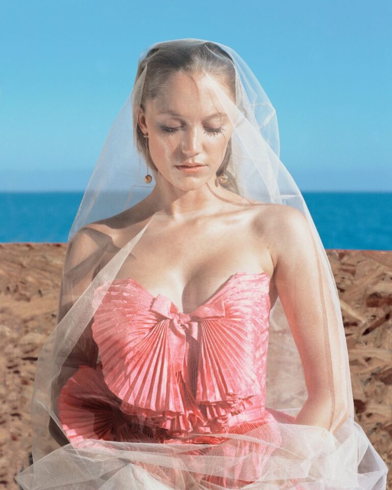 Maika Monroe-72287