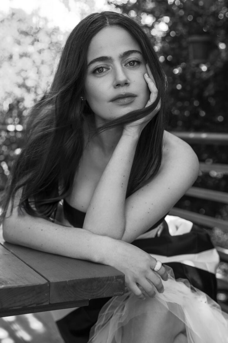 Molly Gordon-72495