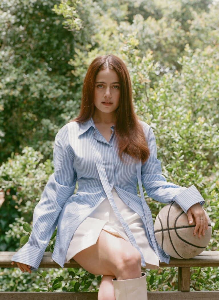 Molly Gordon con 27-28 años