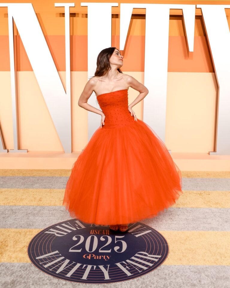 Molly Gordon con 29-30 años