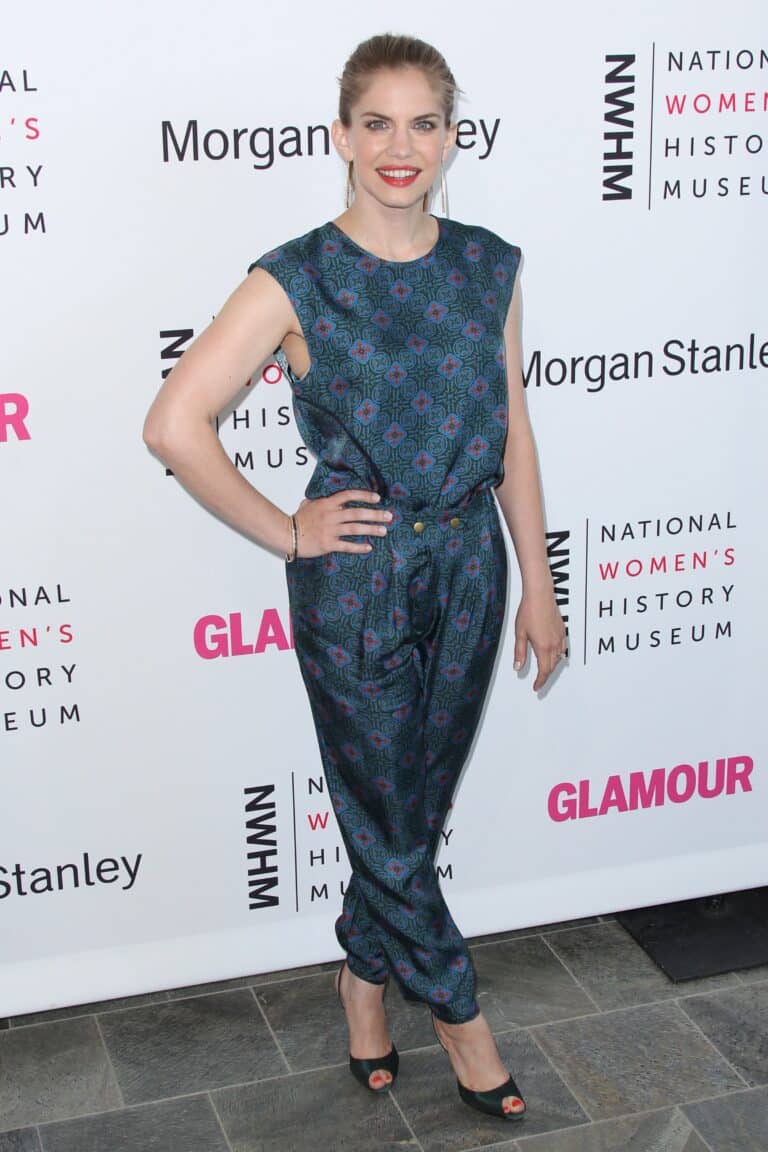 Anna Chlumsky-72756