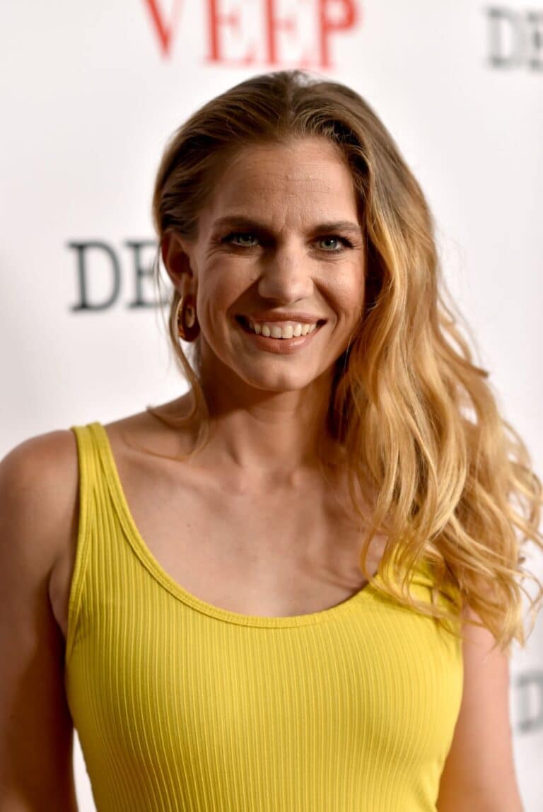 Anna Chlumsky-72795