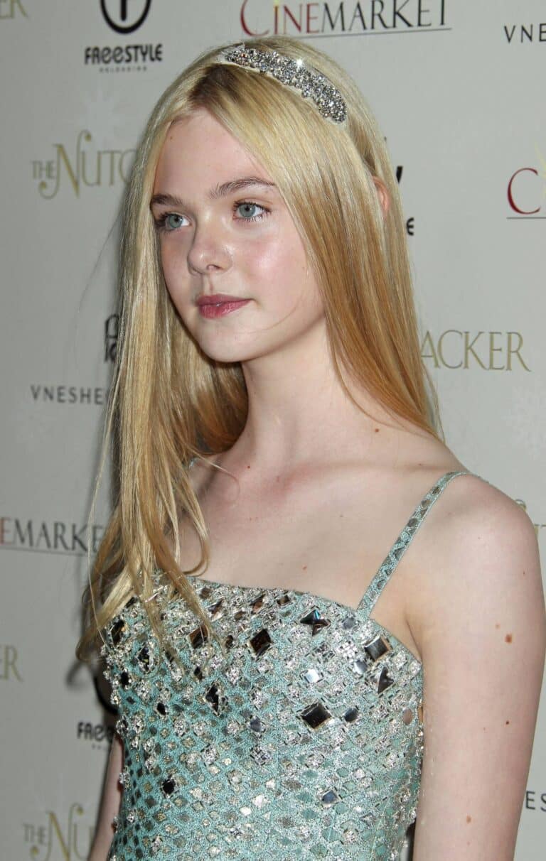 Elle Fanning-72911
