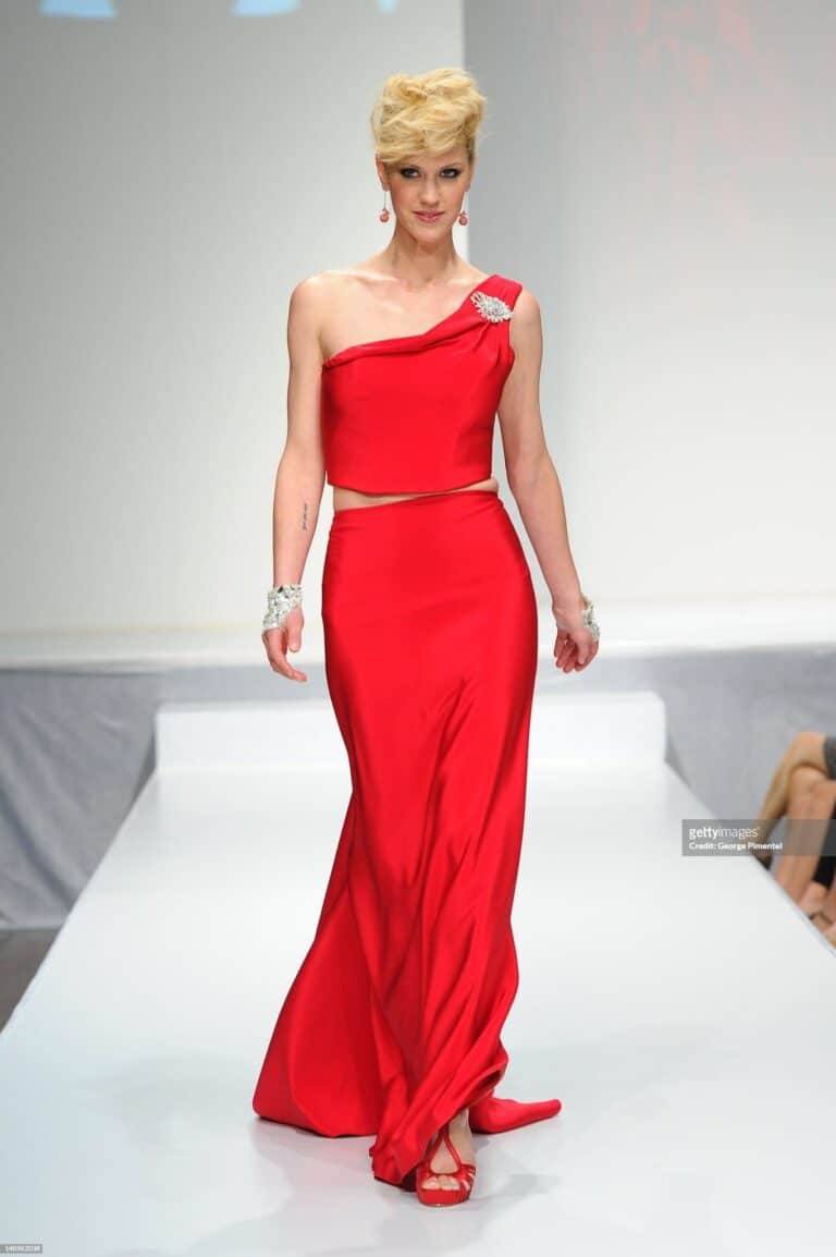 Lauren Lee Smith-73522