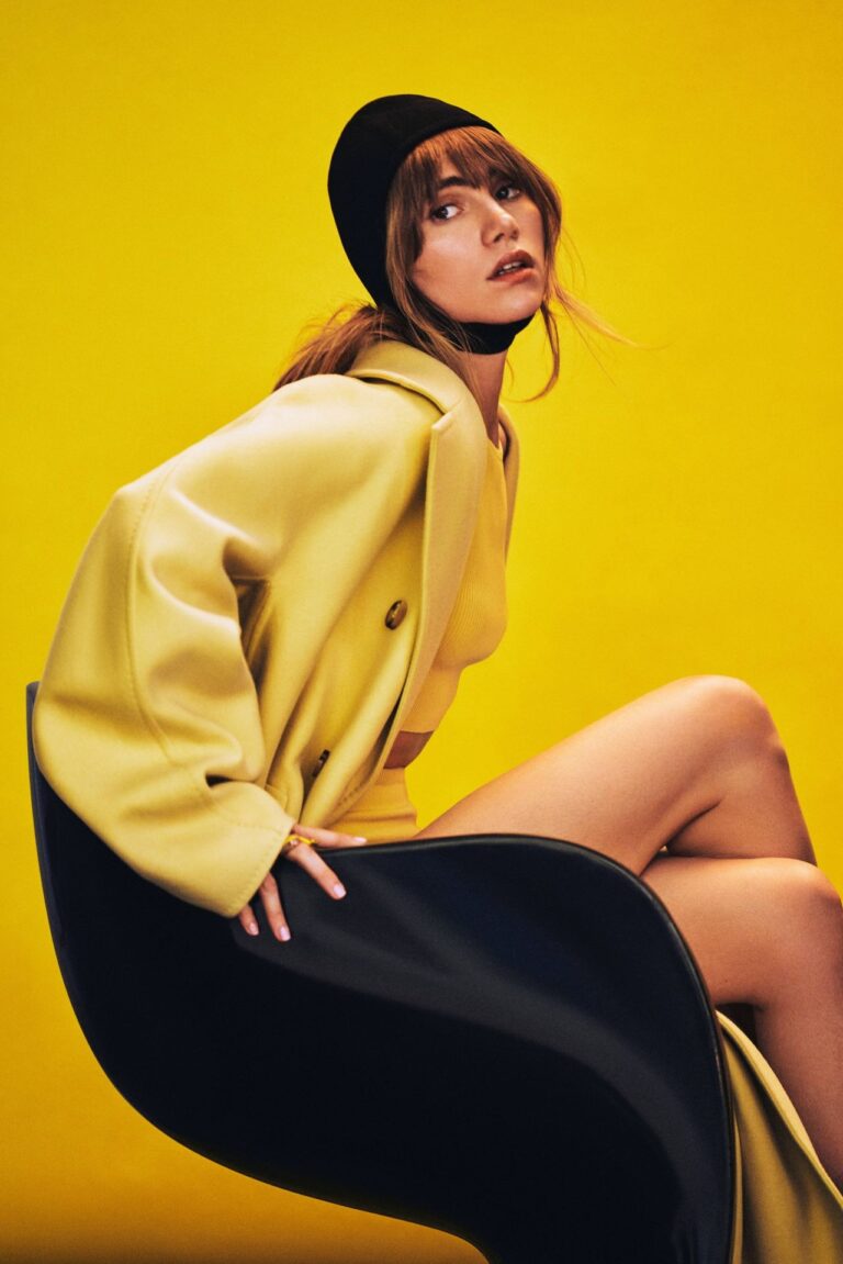 Suki Waterhouse-73714