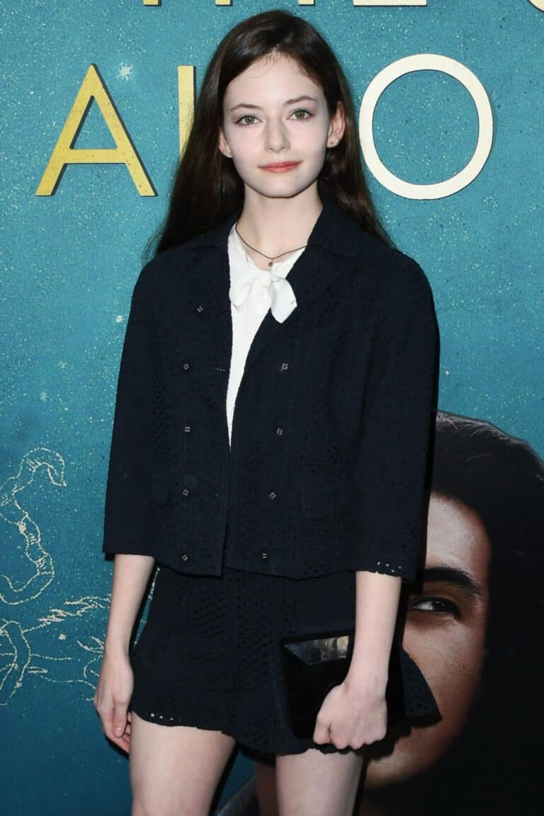 Mackenzie Foy con 16-17 años