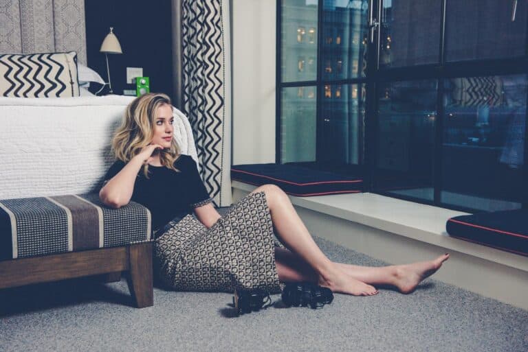 Elizabeth Lail-74515