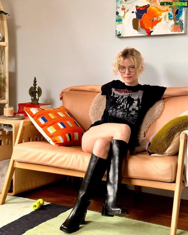 Willa Fitzgerald-76389