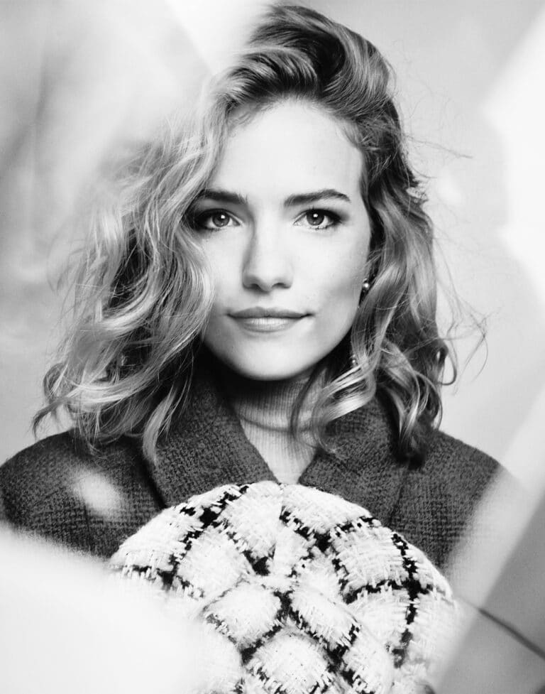 Willa Fitzgerald-76395