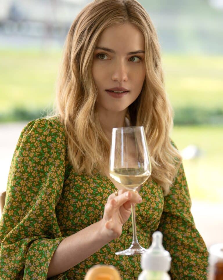 Willa Fitzgerald-76399
