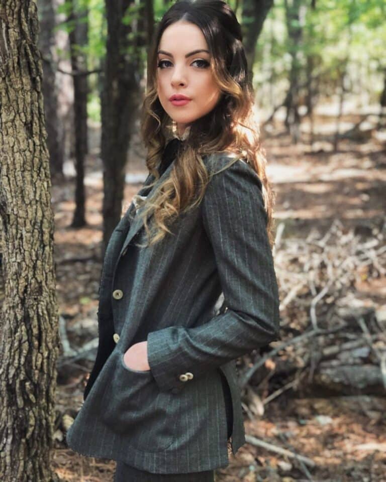 Elizabeth Gillies-77670