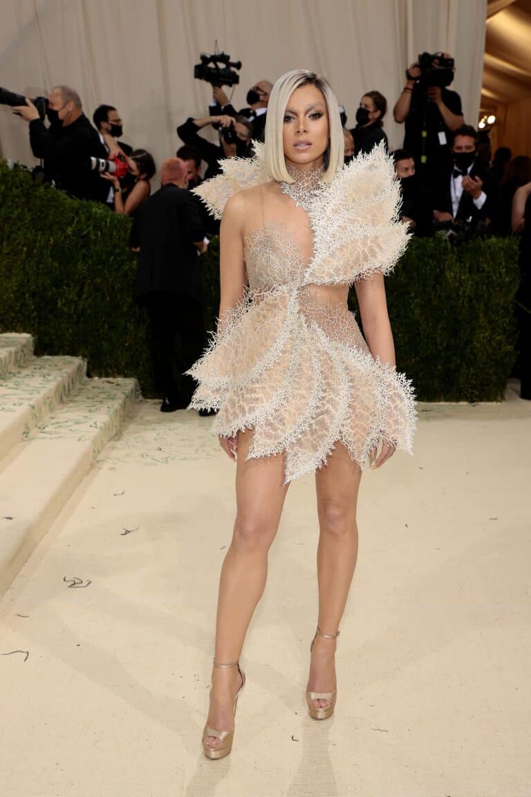 Hailee Steinfeld-77825