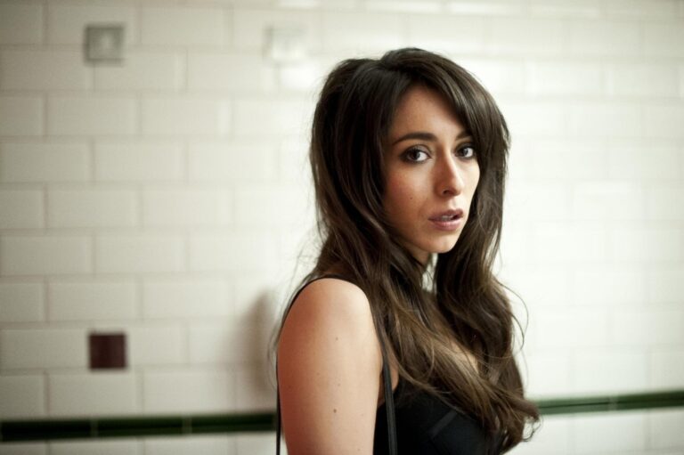 Oona Chaplin-78922