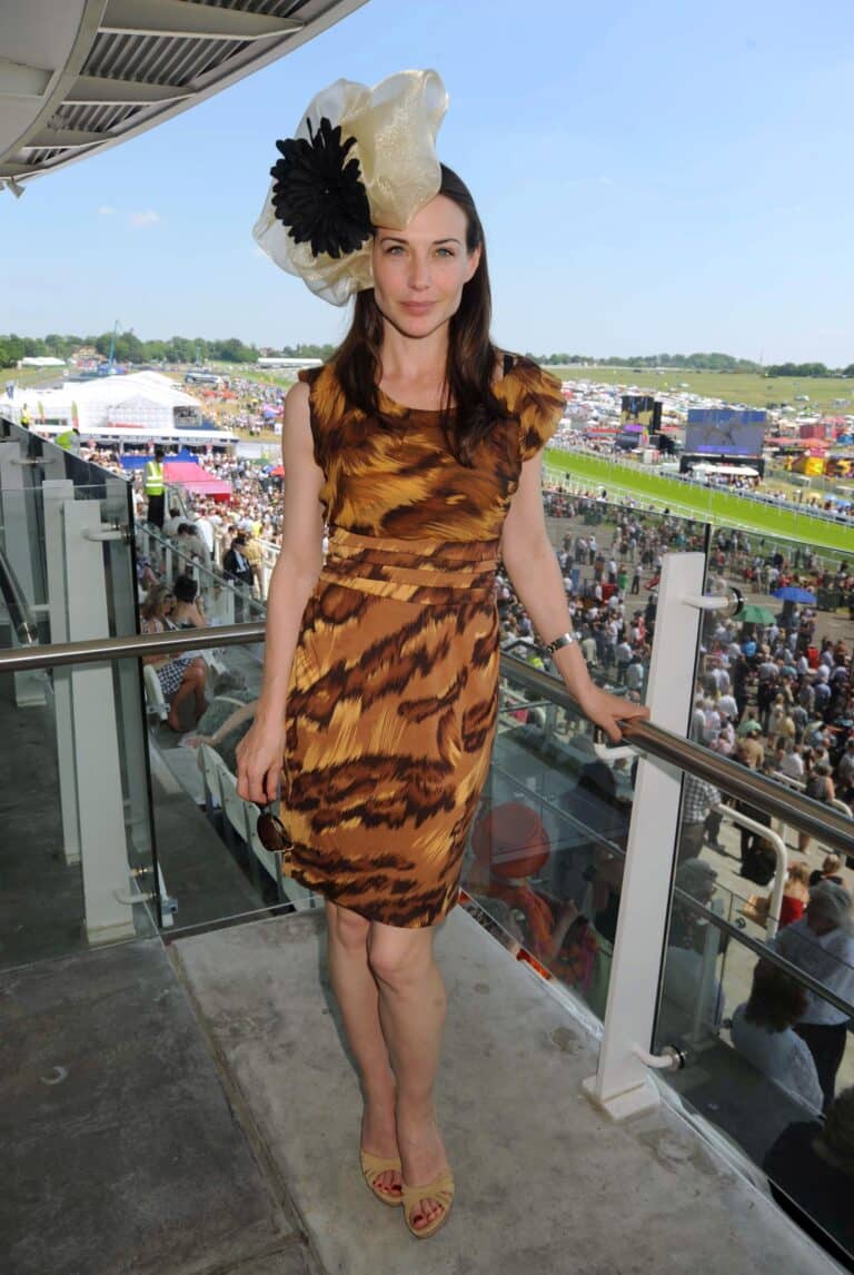 Claire Forlani-78980