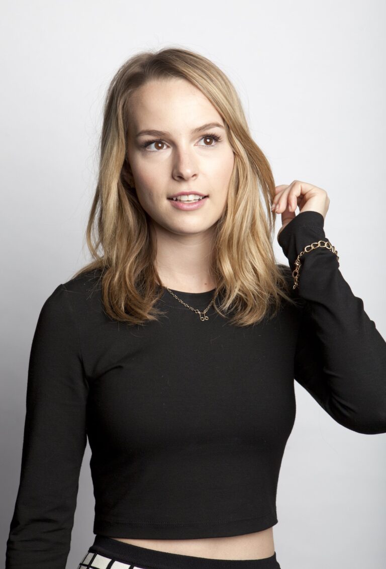 Bridgit Mendler-80064