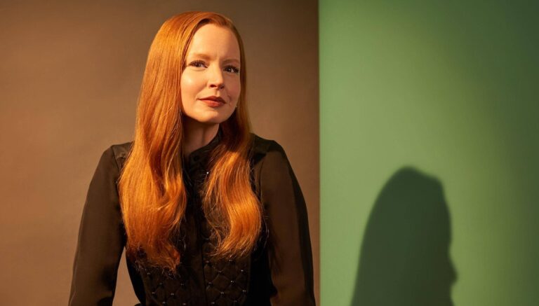 Lauren Ambrose-80352