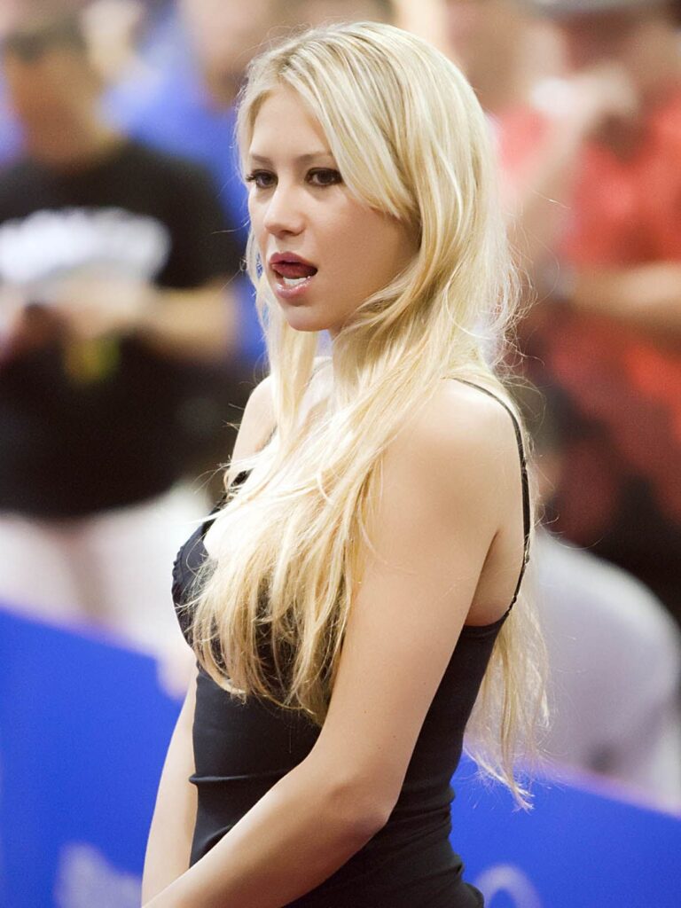 Anna Kournikova-81212