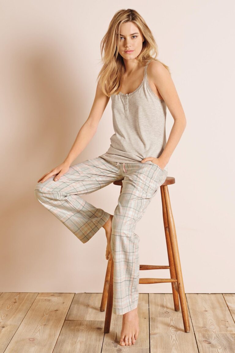 Camille Rowe-81800